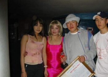 Фитнесс клубын “загалмайлсан эх”, “Хулан”-гийн Цолмон