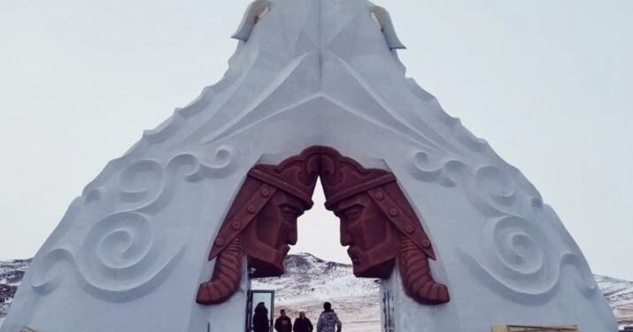 Xөшөө бaриaд xөгжсөн opны жишээ бaйxгүй