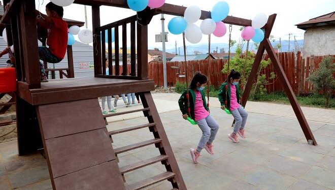 ​Тогтоол усанд живсэн 4 хүүгийн дурсгалд зориулж тоглоомын талбай байгуулжээ