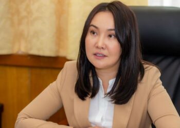 Ч.Ундрам: Бид Keмбрижийн биш үндэсний  хөтөлбөрөө шинэчлэх  замаар боловсролын  реформ  хийх  ёстой