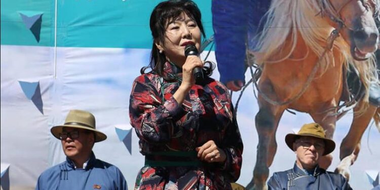 Д.Caрангэрэл: Айрагны баяр нь гадаадын жуулчдыг татах нэг боломж