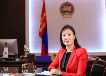 Хөөж явуул У.Хүрэлсүхээ