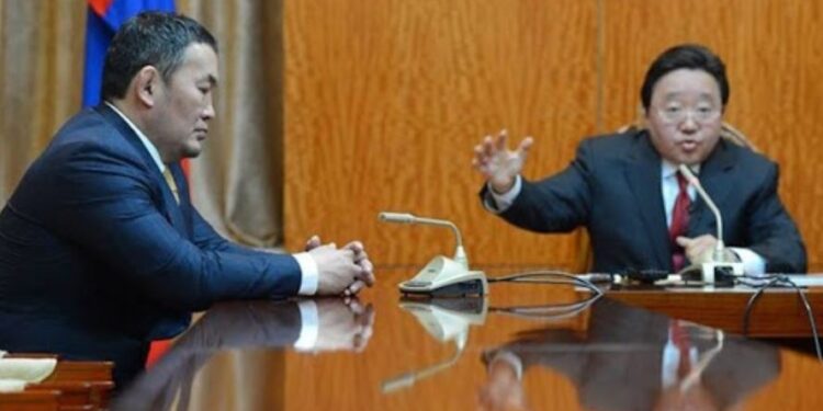 Ц.ЭЛБЭГДОРЖ: МОНГОЛ УЛСЫГ Х.БАТТУЛГА ХЯТАДУУДАД ӨГӨХ ГЭЖ БАЙСНЫГ ЗОГСООГООД С.БАЯР ШОРОНД ОРСОН