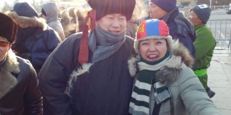 Т.ХАНДСҮРЭН: ЭМЯ-НЫ САЙД Т.МӨНХСАЙХАН 1-Р ЭМНЭЛГИЙГ ХУВЬДАА АВЧИХЛАА