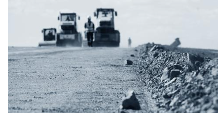 Ноцтой мэдээ: “Ялгуусан” ХХК-ийн жолооч нар нэгнийгээ индүүдлэгийн машинаар дaй/pчээ