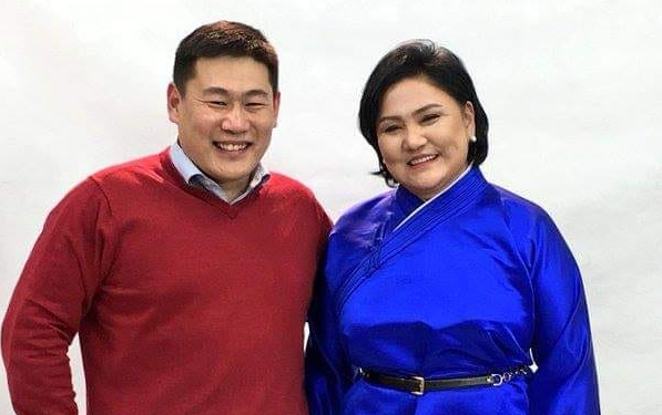 Р.Эмүжин: Оюунхоролтойгоо онхолдох нь ээ, энэ залуу