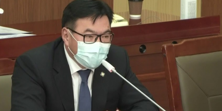 МАН-ын удирдах зөвлөл Ц.Анандбазарт хариуцлага тооцох болоогүй юу?