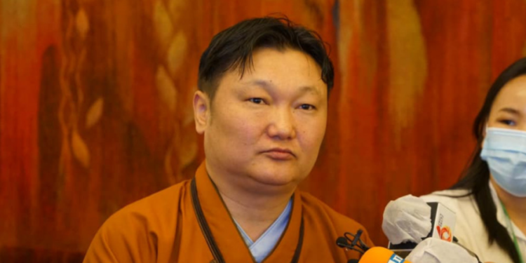 С.Жавхлан: Хэрүүлтэй айлд хүн тогтохын аргагүй байдаг тул АН-аас гарч буйгаа зарлаж байна