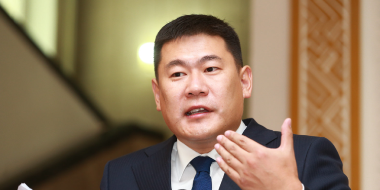 Ковидын эсрэг Ерөнхий сайдын “ТӨЛӨВЛӨГӨӨ”-2 сошиал орчинд шуугиан тарьж байна