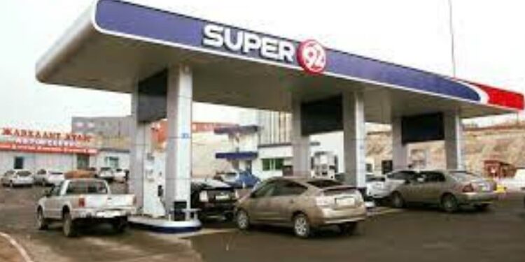 SUPER-92 ШТС мах худалдаж авбал “ШАТАХУУН”-ы карт өгч байна