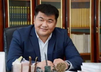 Соёлын сайд  С.Чулууныг  Чингис хааны  алтан  зоосыг наймаалахыг завдсан уу?