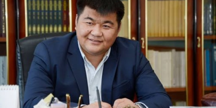 Соёлын сайд  С.Чулууныг  Чингис хааны  алтан  зоосыг наймаалахыг завдсан уу?