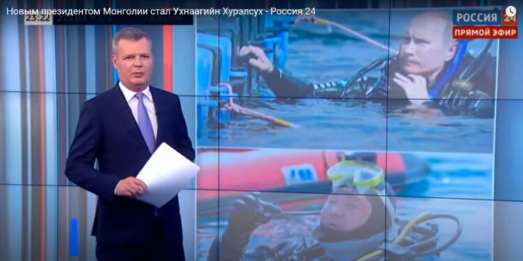 Россия сувгаар Ерөнхийлөгч У.Хүрэлсүхийг В.Путинтэй төстэй зураг авхуулдаг талаар мэдээлж доромжилжээ