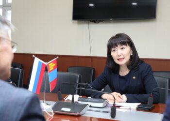 Ханх, Хатгал хоорондын 180 км автозамыг сайжруулна