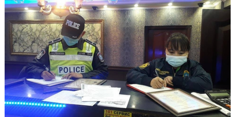 Караокед үйлчлүүлэгчдийг дуулуулж болохгүй гэсэн заалтыг өөрчилжээ