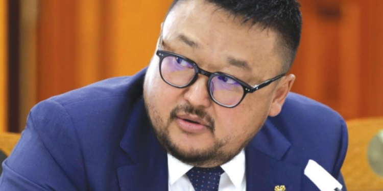 Шүлхий газар авч,  МЭЕГ-ын  удирдлагууд “сураггүй” болжээ