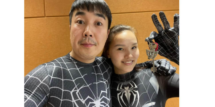 ЖҮЖИГЧИН У.ЦОГТБАЯРЫН  ШИНЭХЭН ТАНСАГ БАЙРТАЙ  ТАНИЛЦ