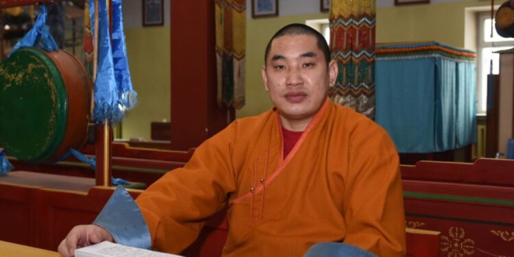 Д.Сайнсайхан: Усан бар  жил  нь алт мөнгө,  эд баялгаар  элбэг болоод хүмүүн жаргалантай байна