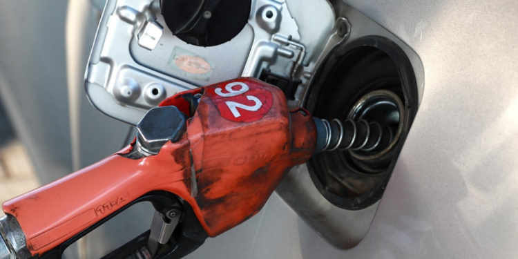 АИ92 шатахуун 20, АИ95-ын үнийг 50 төгрөгөөр нэмжээ