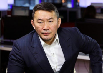 Х.Баттулгын  улс  төр эхлэв