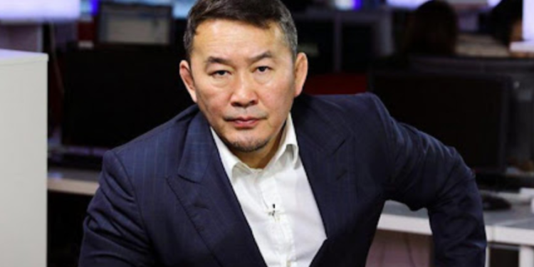 Х.Баттулгын  улс  төр эхлэв