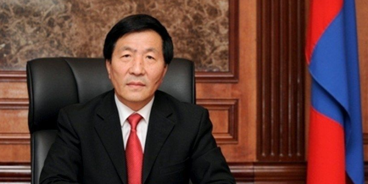 Т.Өсөхбаатар: Би нэг  удаа  Бадамжунайг “долингортуулсан” юм