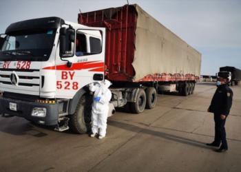 Төрийн тусгай албаныхнаас бүрдсэн хоёр баг Эрээнээс ачаа зөөнө