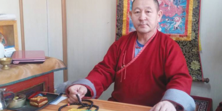 Зурхайч  лам Д.Цогтбаатар:  Ирэх  бар жил  ковидгүй жил болно