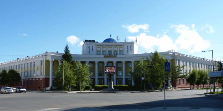 Их дээд  сургуулиуд  залуусыг  хэрхэн  “алдаг”  вэ?