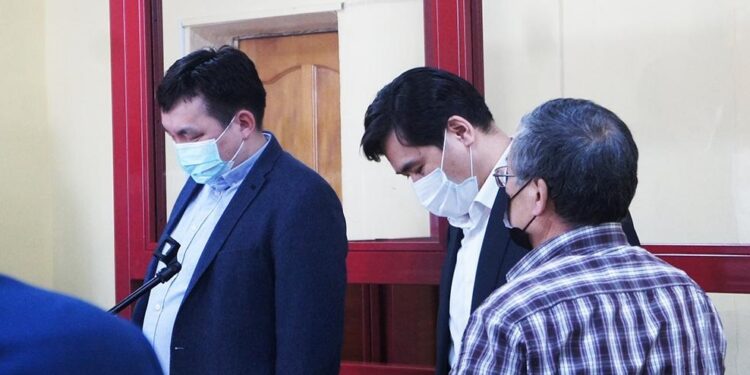 “Хөгжлийн банкны захирал асан Н.Мөнхбатыг шүүхээс гэм буруутайд тооцсон ч хөөн хэлэлцэх хугацаа дууссан тул хэрэгсэхгүй болгожээ”