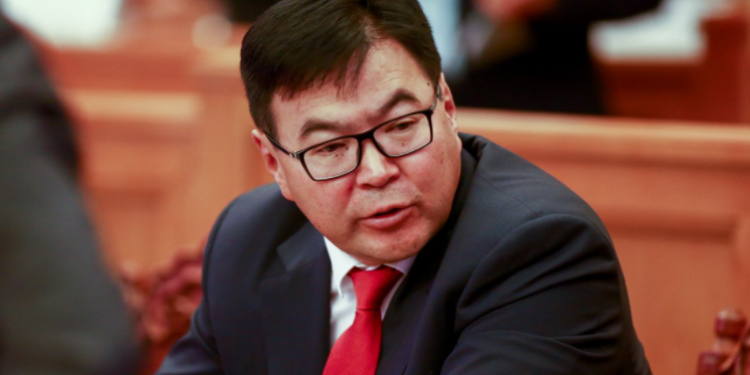 Ц.Анандбазарын  “Сод монгол”  компани  ХБ-наас авсан зээлээ “зориулалтын бусаар ашигласан”  тул БУЦААЖ дуудахаар болжээ