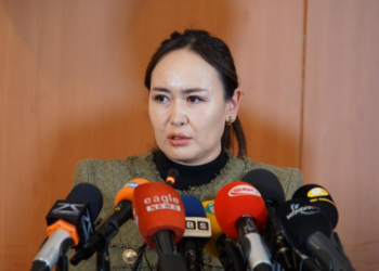 ‘Ая  тухтай  дэлгүүрүүд  24 цагаар,  бусад нь  00:00 цаг хүртэл ажиллана’