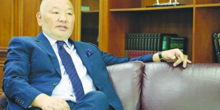 Б. ОЙДОВ: ИНГЭЖ АМЬДРАХ ЧАМД ТЭГЭЭД  САЙХАН  БАЙХ УУ?