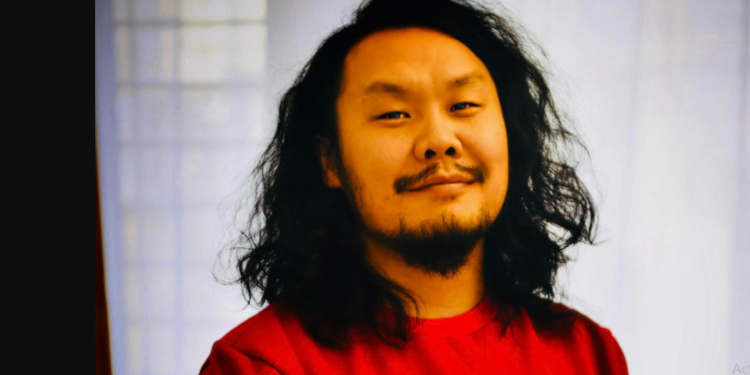 Жүжигчин Б.Барслхагва: Охидуудаа  трансуудтай  хэзээ ч битгий зодолдоорой