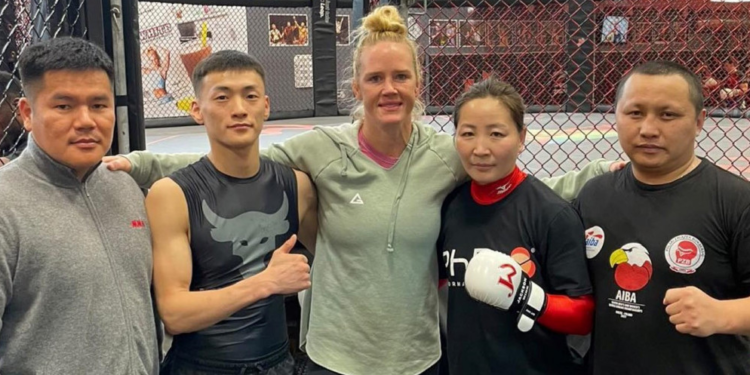JacksonWink MMA” клубын дасгалжуулагч МУГТ М.Уранцэцэгийн талаар мэдэгдэл хийлээ