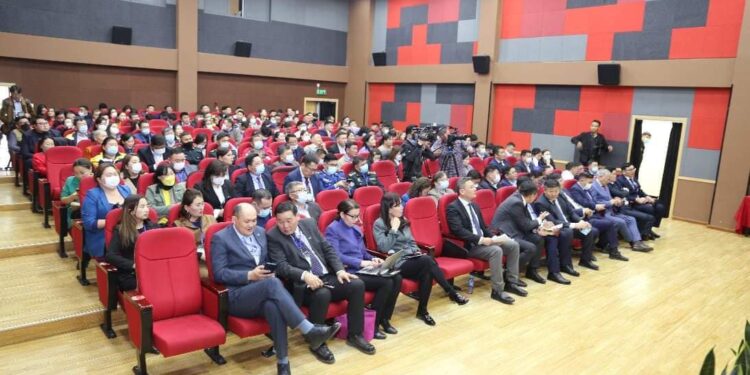 Г.Түвдэндорж:  Өвөрхангайчууд  20 сая мод тарих амлалтаа биелүүлэхэд санаачилгатай ажиллана гэдэгт  итгэж байна