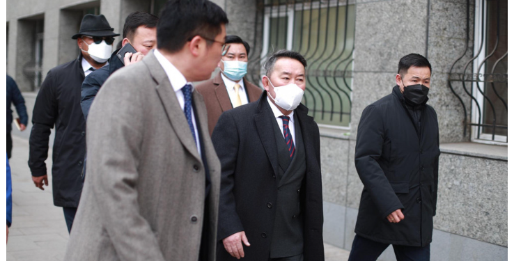 Шуурхай: Улсын дээд шүүхэд Х.Баттулгыг АН-ын даргаар бүртгүүлэх хүсэлтийг хүргүүлэхээр иржээ