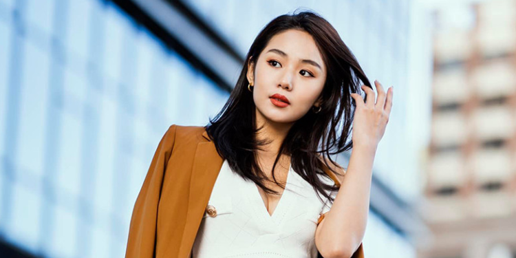 Гэнэтийн зочдын Мөрөн нүцгэлж олныг гайхшируулав