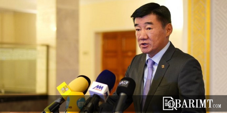 С.Бямбацогт: Би сайдын ажил авснаас хойш 20 гаруй хоногийн хугацаанд 20 орчим км зам хатуу хучилттай болж нэмэгдлээ