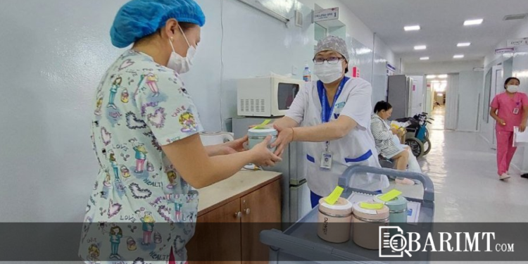 Эерэг: ЭХЭМҮТ-д төрсөн ээж гэрээсээ шөл авах ШААРДЛАГАГҮЙ болжээ