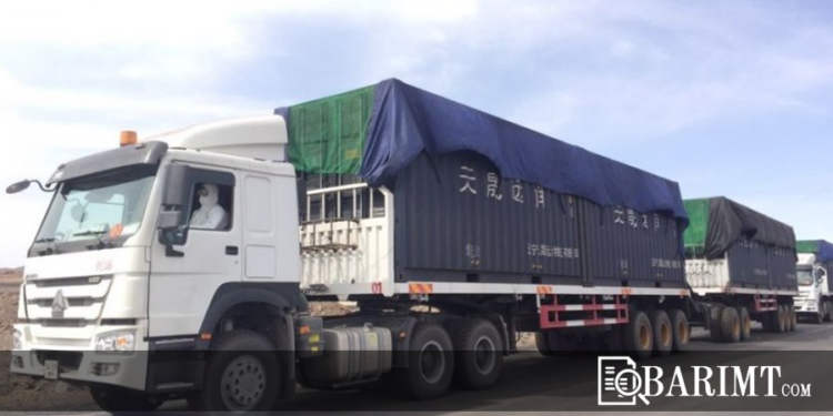 Гашуунсухайтын тээврийн жолооч лацтай машиндаа нас баржээ