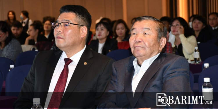 ЭМЯ: Монгол хүний дундаж наслалтыг 2050 онд 82 хүргэнэ