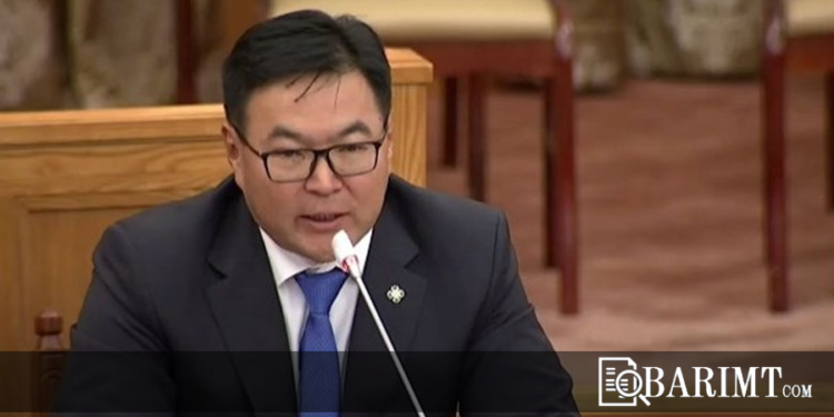 Ц.Анандбазар: Нэгдүгээр курсийн оюутнуудыг орон нутаг руу шилжүүлбэл түгжрэл буурна