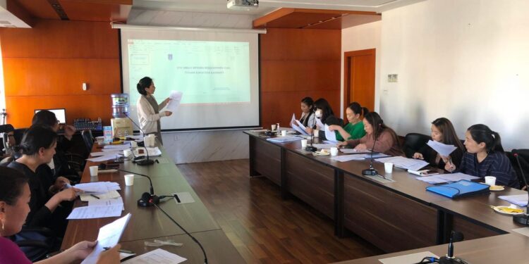 Хан-Уул дүүргийн Статистикийн хэлтсээс шинээр томилогдсон 15 хороодын зохион байгуулагч нарт сургалт зохион байгууллаа