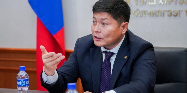 Х.Нямбаатар: Би олон нийтийг бухимдуулах гээгүй