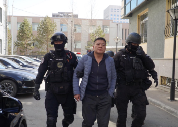 “Яллагдагч Р.Базарыг ерөнхий шүүгчийн захирамжаар сулласан”