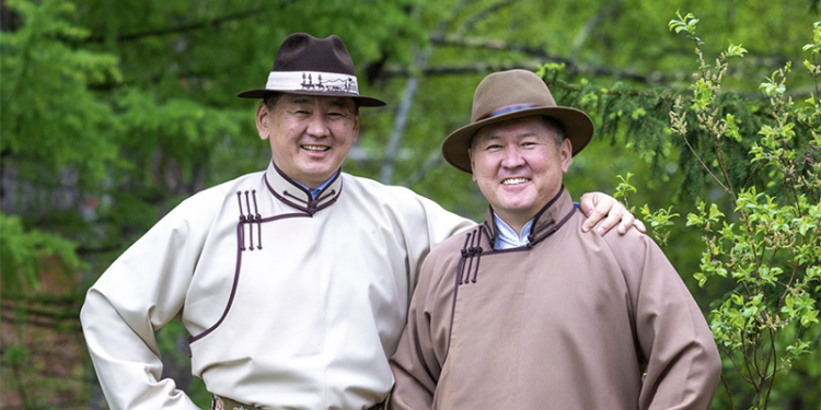 ХОМ: Ерөнхийлөгчийн дүү У.Отгонбаяр 2.3 тэрбумаар үнэлэгдэх үл хөдлөх хөрөнгөтэй