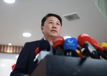 Г.Сайханбаяр: Нам нэр дэвшигчийн нэрийг татах үндэслэлгүй, би сонгуулийн сурталчилгаагаа үргэлжлүүлнэ