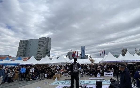 Ерөнхий сайдын “Ялаа”