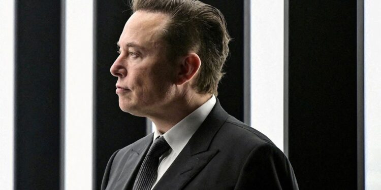 Илон Маск 500 тэрбум ам.долларын хөрөнгөтэй болсон дэлхийн анхны хүн боллоо